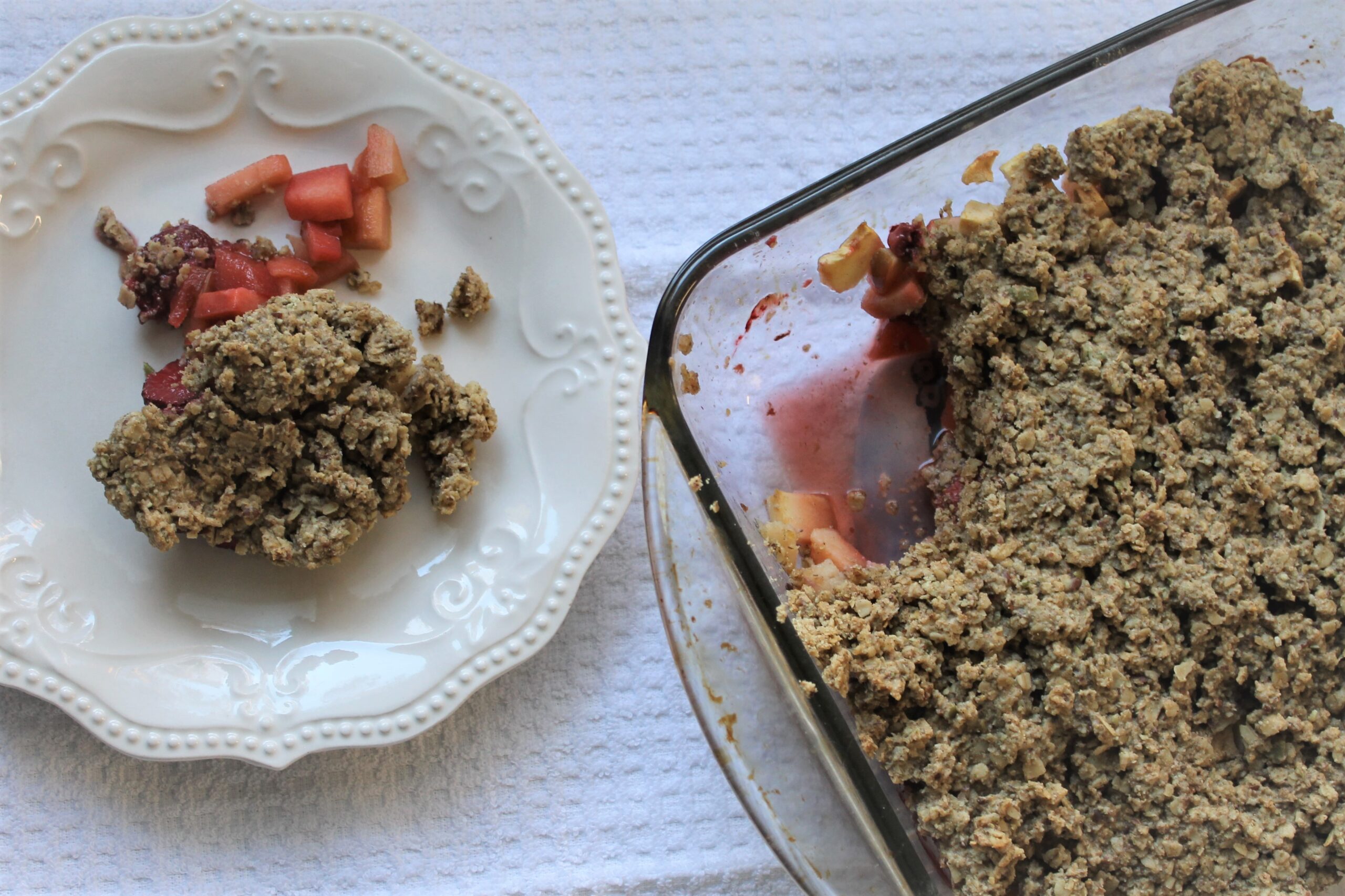 Baked Apple Strawberry Crumble